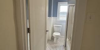 1948 W Whitehall St Gallery 9
