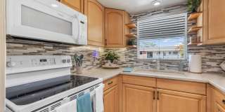 4580 OVERLOOK DRIVE NE Gallery 16