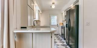 Charming 2 Bedroom Home in Oklahoma City Gallery 31