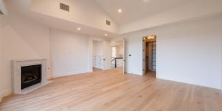 2390 Crombie Court Gallery 30