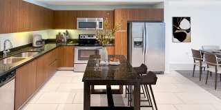 The Manor in Plantation - Apartment & Townhomes Gallery 2