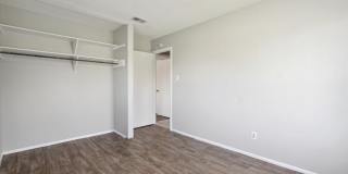 7170 Hickory Grove Gallery 30