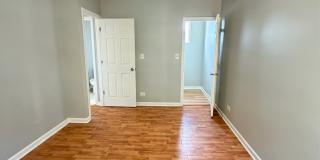 9124 South Dauphin Avenue - 2W Gallery 5