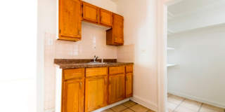 7354 South Dorchester Gallery 22