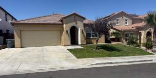 Hesperia-Mission Crest Home, Beautiful 3 Bedrooms, 2 Bathrooms Gallery 1