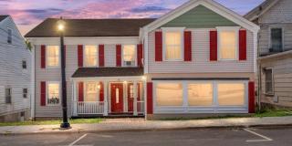 89 Main St Gallery 1