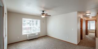 Oak Springs Apartments Gallery 12