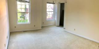 Beautiful 3 Bedroom Townhome In Bloomfield/Shadyside.  Ideal Location.  Available Late August. Gallery 12