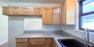 3/2/1 in Quiet Neighborhood in Denison! Gallery 24