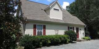 320 Davie Road Gallery 1