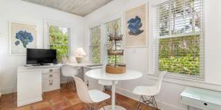 230 SUNSET Road Gallery 9
