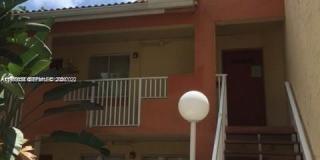 1063 Coral Club Dr Gallery 1