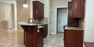Close to Barksdale Air Force Base... Gated Community with Community Pool.. Gallery 4