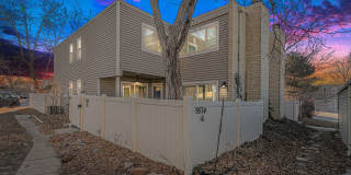3 Bedroom, 1.5 Bath Condo Available in Cinnimon Courtyard Gallery 21
