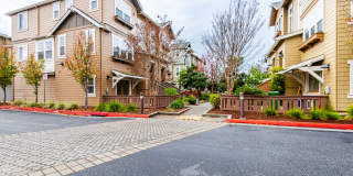 Modern 4BR Townhome w/ Solar, Tesla Powerwalls  2-Car Garage Gallery 1