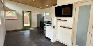 $500 Move-In Special | Updated Studio with In-Unit Laundry & Gated Parking $500 Move-In Special | Updated Studio with In-Unit Laundry & Gated Parking Gallery 1