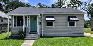 345 WAINWRIGHT Drive Gallery 1