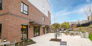 Blvd 64 Apartments Gallery 37