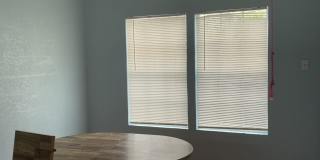 1914 South Pine Street Gallery 8