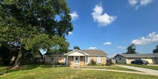 1415 Forest Ln Gallery 1