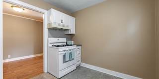 2315 Auburn Street - 2 E Gallery 13