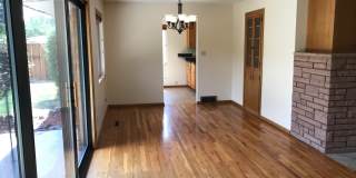 3824 Greenbrier | 2,744 Sq Ft Home in Mature Neighborhood w/ 2 Fireplaces, Landscaping Included! Gallery 9