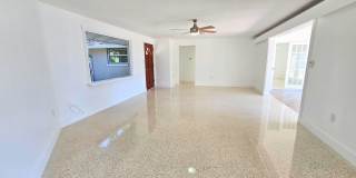 Charming 2BR/ 2BA/ 2 Car Garage - Near Phillippi Creek Charming 2BR/ 2BA/ 2 Car Garage - Near Phillippi Creek Gallery 6