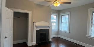 3 Bed/ 1.5 Bath All Brick Home Historic District! Gallery 5