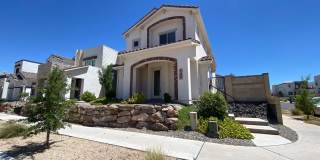 SPACIOUS HOME AVAILABLE IN DESERT COLOR! Gallery 3