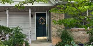 5010 Trace Manor Ln, Knoxville TN 37912 5010 Trace Manor Ln, Knoxville TN 37912 Gallery 1