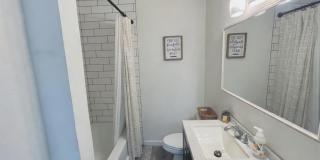 411 W Taylor Street Gallery 22