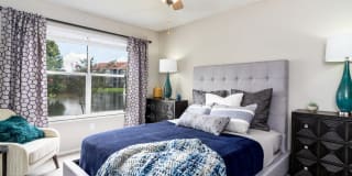 Vantage on Hillsborough Apartments Gallery 7