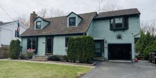 123 Woods End Road Gallery 1