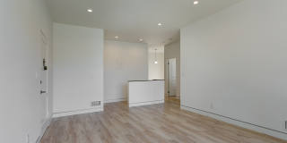 7223 Willoughby Ave Gallery 4