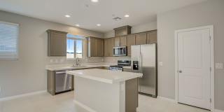 Beautiful 2 story Home in Skye Canyon Gallery 8
