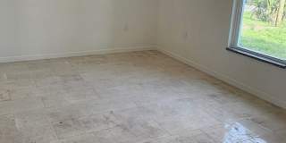 MOVE IN READY 3 BEDROOM 2 BATH LIKE NEW Gallery 9