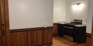 4 Douglas Avenue Gallery 4