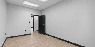 202 N Mulberry Street Gallery 18