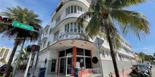 901 Collins Ave Gallery 1