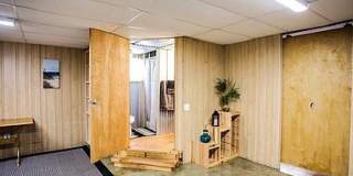 Cute, industrial-modern, and conveniently located!! Gallery 11