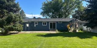 3 Bed, 1.5 Bath with Spacious Backyard! Gallery 22