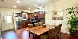 203 San Saba Street Gallery 5