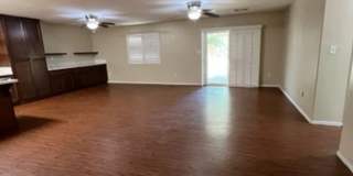 ✨ Move-In Ready Lennar Home with Solar! ✨ Gallery 6