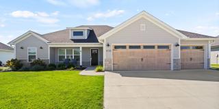 4720 Kenora Dr Gallery 1
