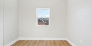 1415 E LANVALE Street Gallery 31