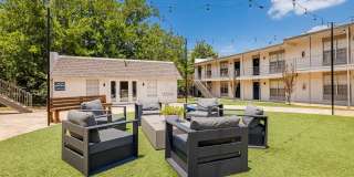Villas at 1404 Apartments Gallery 3
