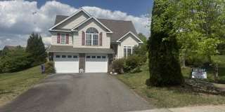 Blacksburg, 3 BR / 2.5 BA Available August 14 Gallery 1