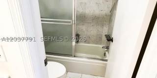 6395 Bay Club Dr Gallery 19