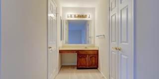 9548 FOX HOLLOW Gallery 26