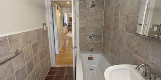Centrally Located 1BR/1BA Apartment in Adams Morgan – Bright, Modern & Walkable! Gallery 11